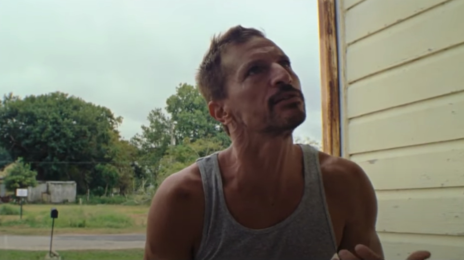 Simon Rex Red Rocket Red Rocket Trailer: Sean Baker's The Florida Project Follow-Up Stars Simon  Rex As A Washed-Up Porn Star
