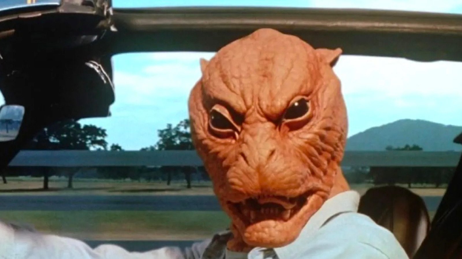 Remember When Stephen King Wrote A Movie About Incestuous Werecats?