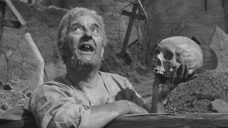 Hamlet 1948 Gravedigger Yorick Skull