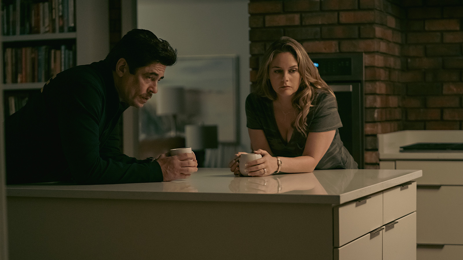 Reptile Trailer Benicio Del Toro, Justin Timberlake, And Alicia Silverstone Star In A New