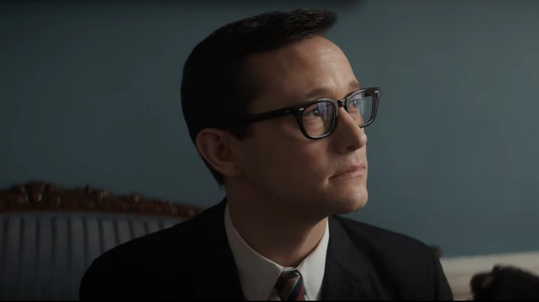 Joseph Gordon-Levitt as Richard Schultz in The Trial of the Chicago 7