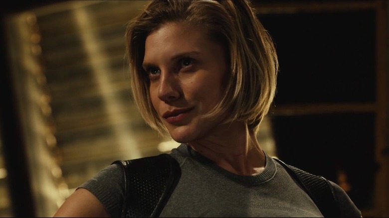 Riddick 2013 Katee Sackhoff