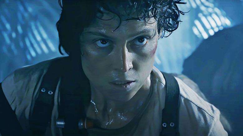 Sigourney Weaver Aliens