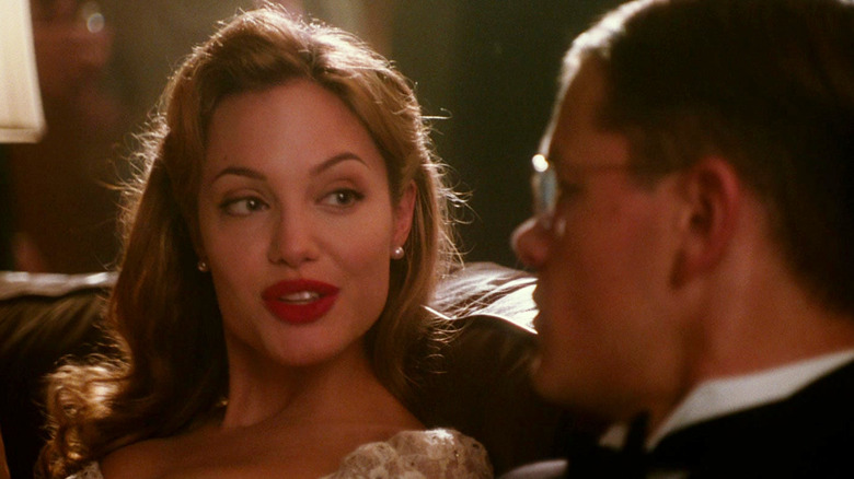 Angelina Jolie as Margaret speaking to Matt Damon as Edward in The Good Shepherd