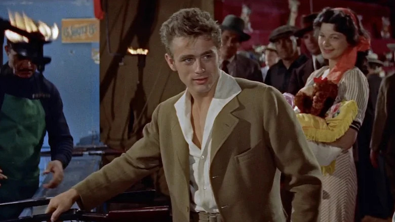 James Dean's Cal Trask wearing a light brown jacket in East of Eden