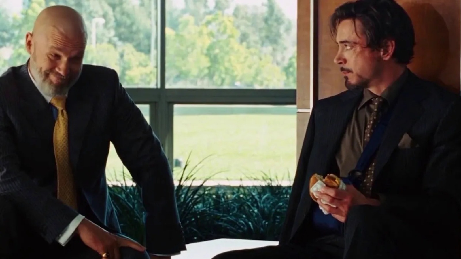 Robert Downey Jr. Snuck A Life-Changing Sandwich Into The First Iron Man - Vimarsana News