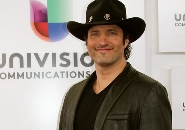 Robert-R-Univision