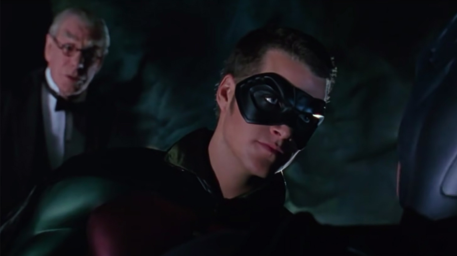 Robin Was Originally Set To Appear In Tim Burton's Batman And Batman Returns