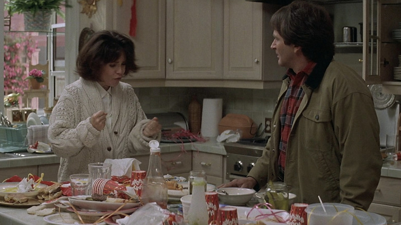 Robin Williams and Sally Field in Mrs. Doubtfire