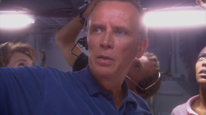 Chuck Taggart with an earpiece in Odyssey 5
