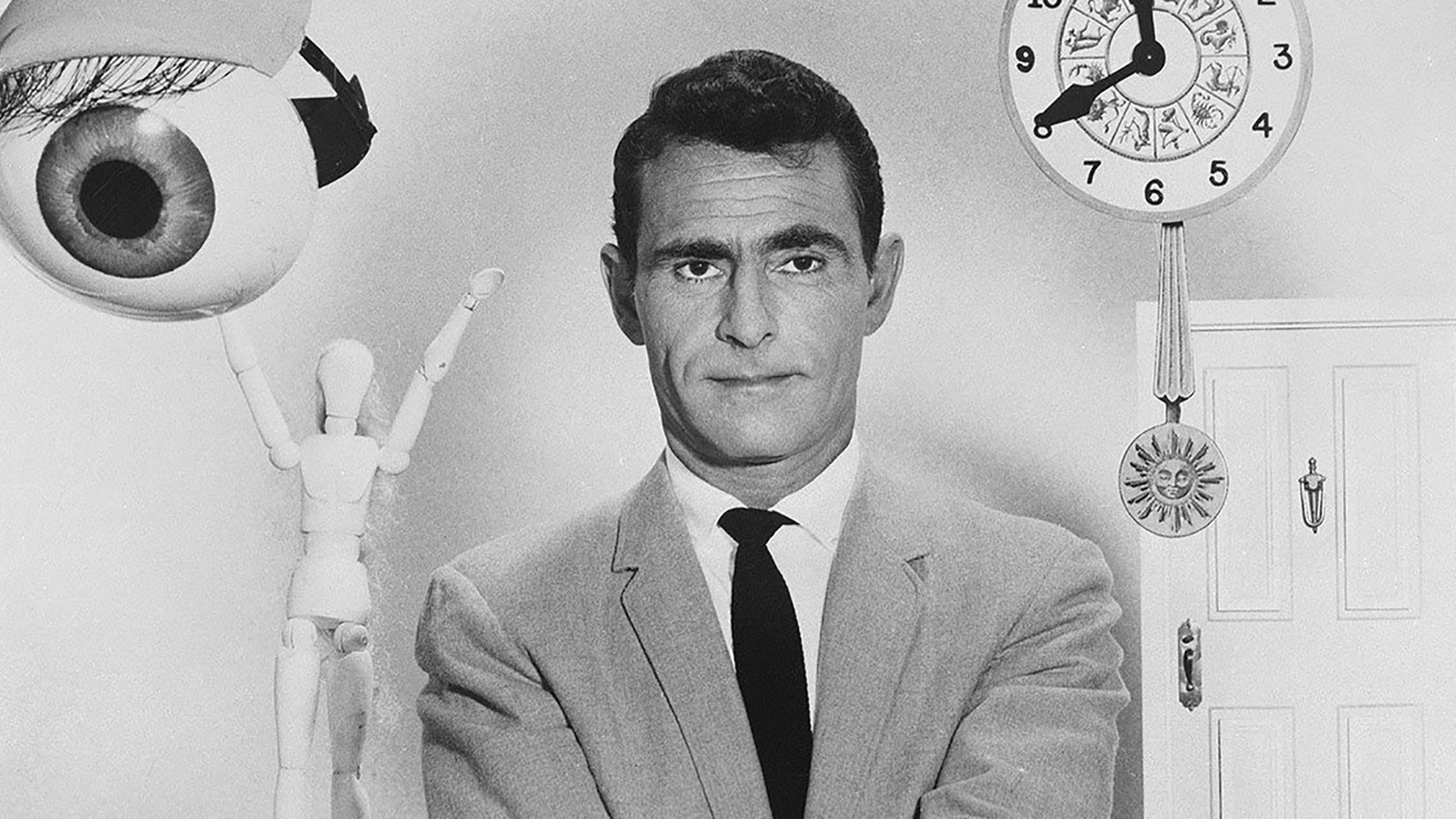 Rod Serling Made A Big Mistake In The Twilight Zone's Opening Narration