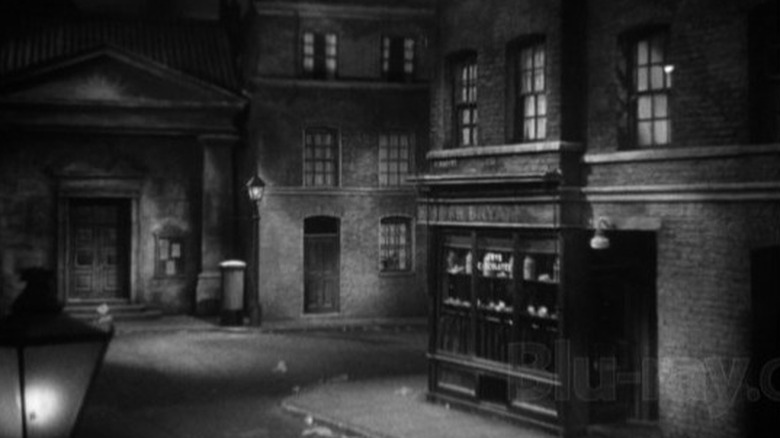 Seedy London back streets in The Man Who Knew Too Much
