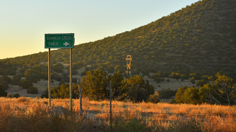 A road sign leading to Bonanza Creek Ranch in Santa Fe, New Mexico