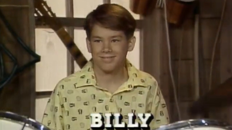 Billy in the opening credits to Fifteen