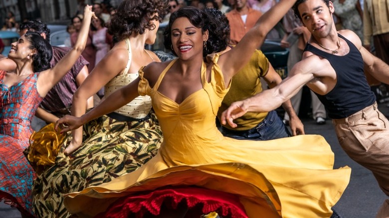 Anita dances in crowd