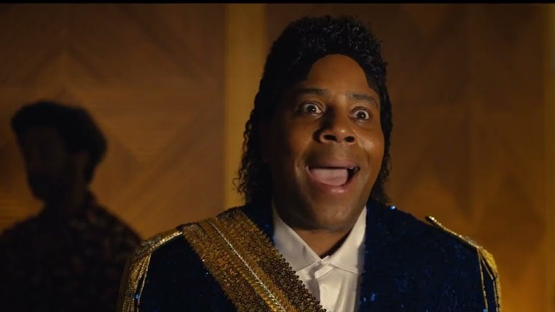 Jermaine Jackson tries to be like Mike in Scary Movie