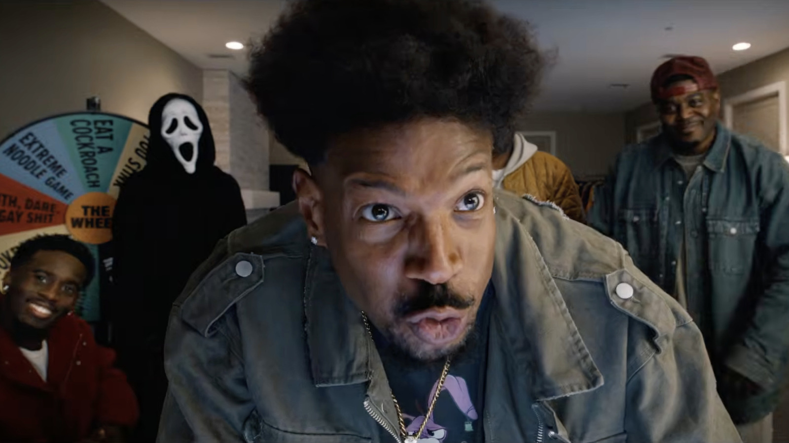 Scary Movie 6 Trailer brengt de serie terug naar zijn R-rated roots