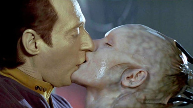 Data and the Borg Queen kissing in "Star Trek: First Contact"