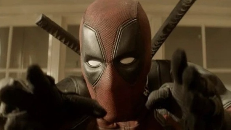 Deadpool kneeling