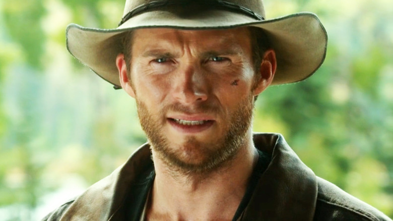 Jackson de Scott Eastwood est vu en gros plan sur un fond vert flou dans Diablo