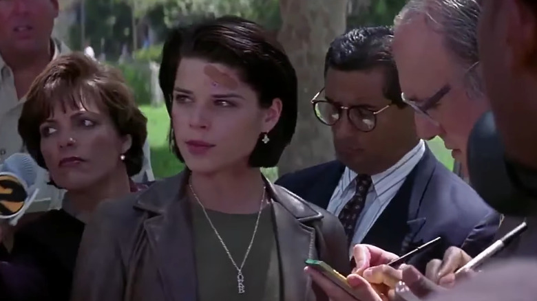 Scream 2, Sidney at press conference