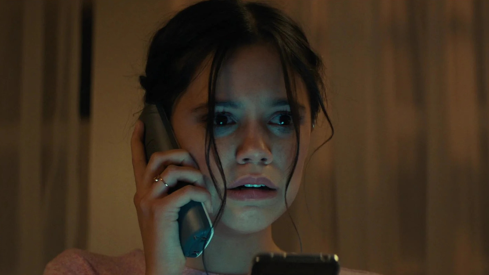 Jenna Ortega behind the scenes of Scream 6 