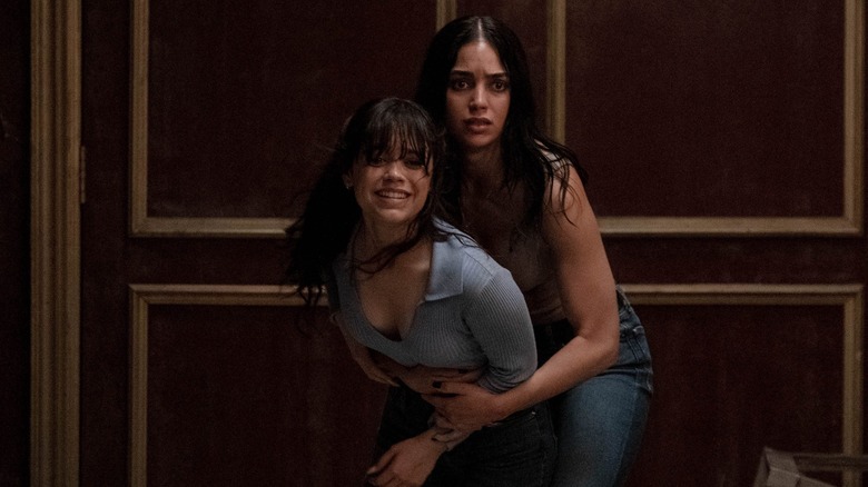 Scream VI tara and sam in theater