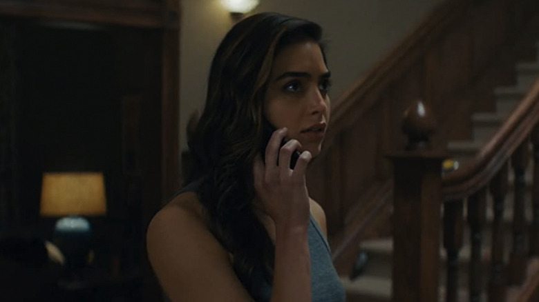 Melissa Barrera on the phone in Scream