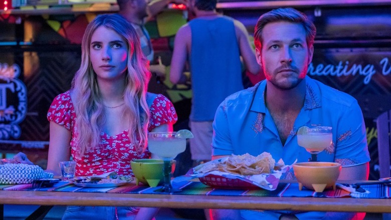 Emma Roberts in Holidate