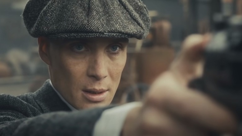 Cillian Murphy takes aim