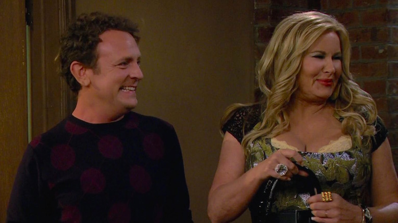 2 Broke Girls Jennifer Coolidge 