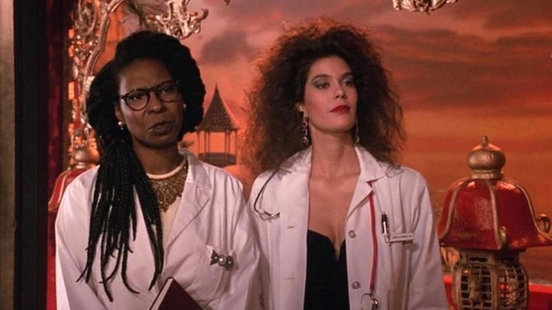 Whoopi Goldberg and Teri Hatcher in Soapdish