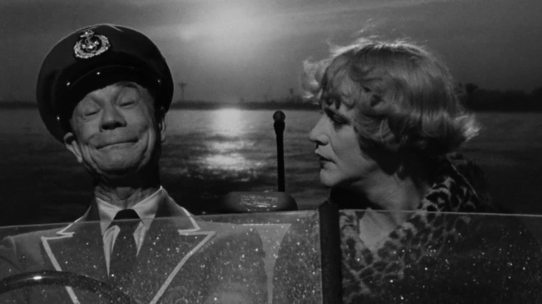 Osgood and Daphne in Some Like it Hot