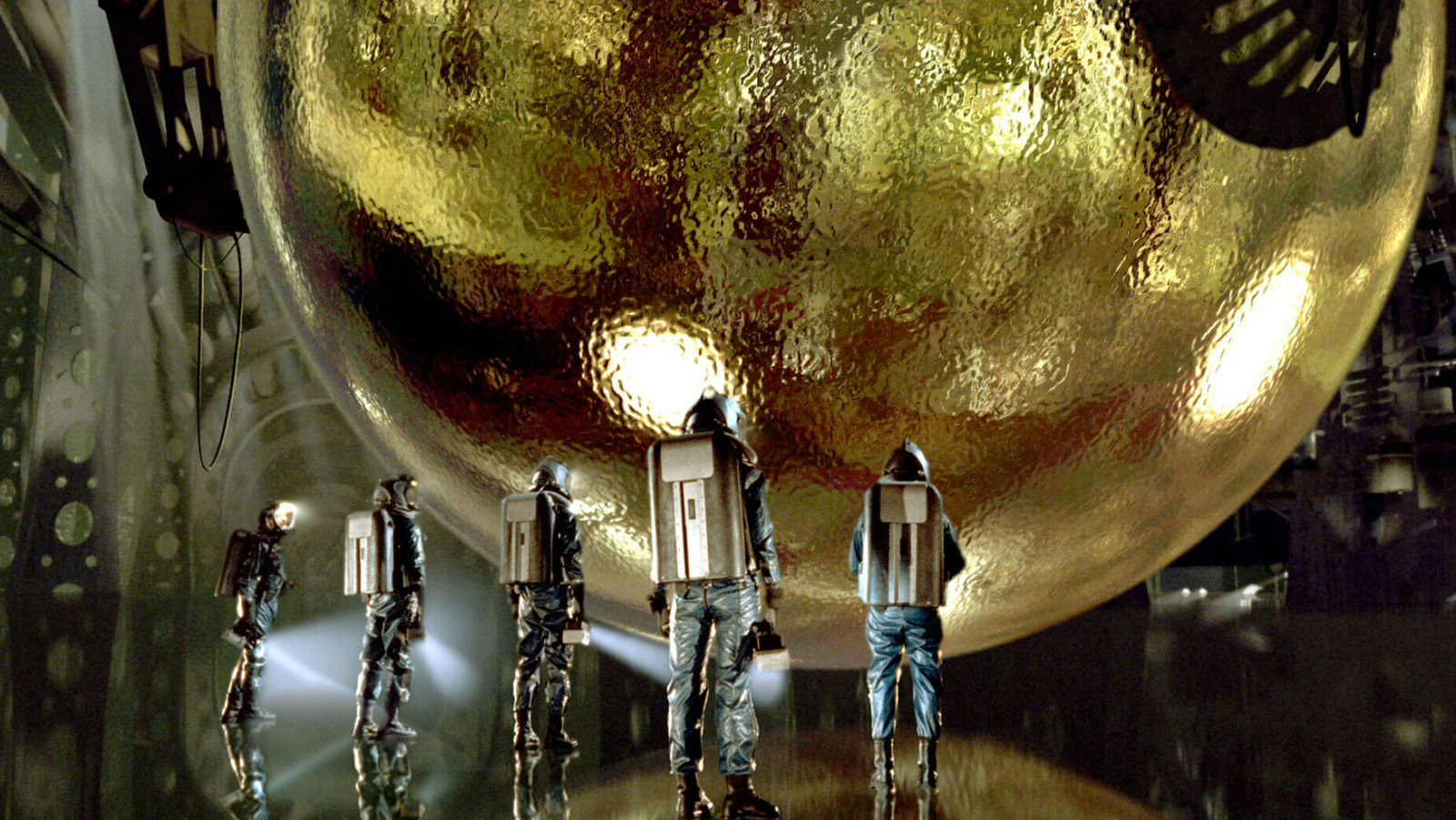 Why Sphere Was Such a Huge Box Office Flop