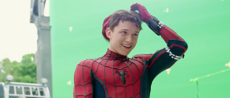 Spider-Man Homecoming villain / Civil War BTS footage