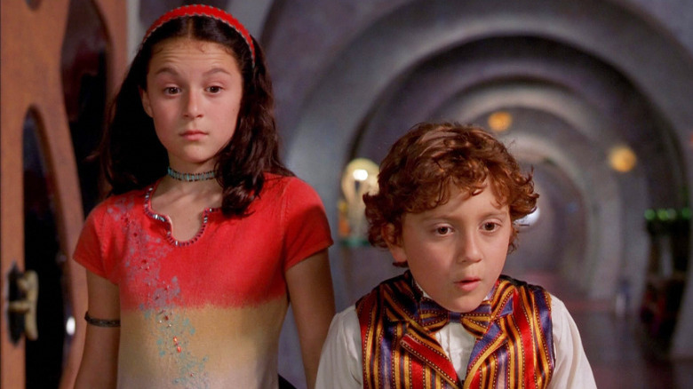 Alexa PenaVega Daryl Sabara in Spy Kids (2001)