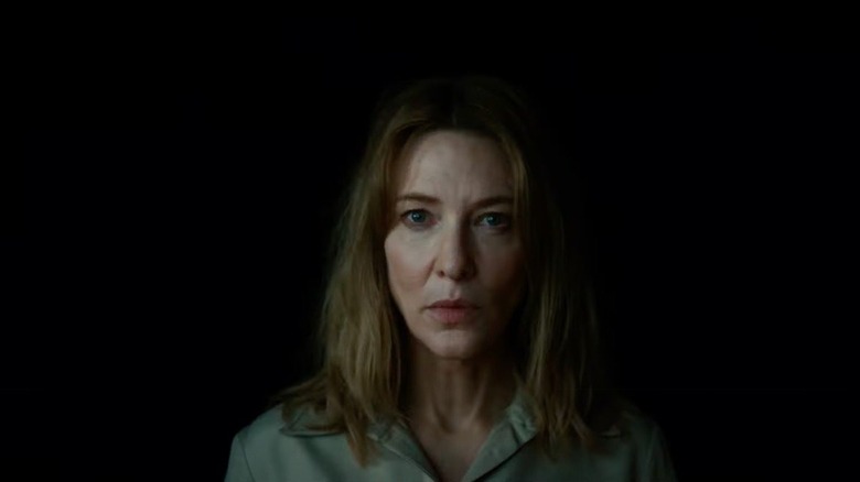 Lydia in the dark in Tar