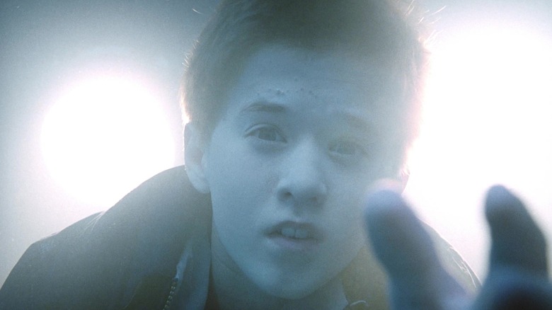 Haley toma la cámara en David AI Artificial Intelligence de Joel Osment