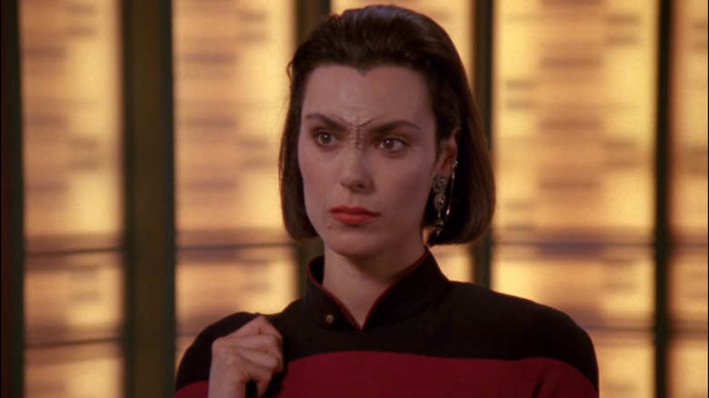 Star Trek Next Generation Ensign Ro
