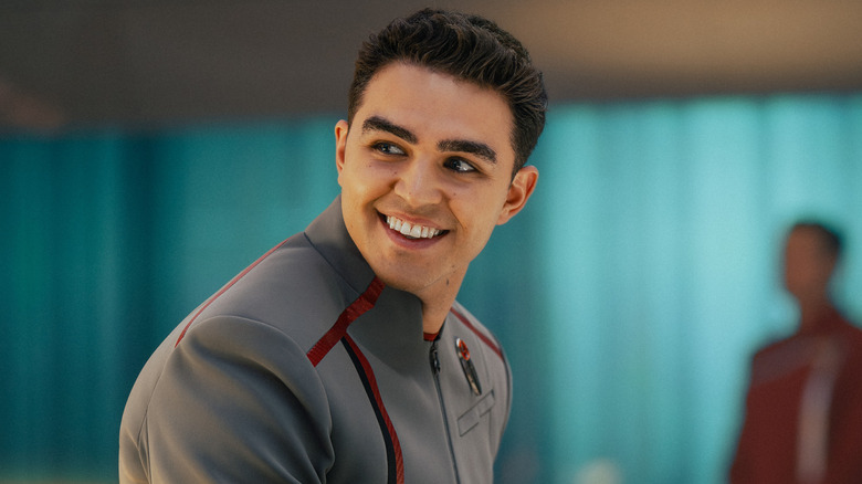 George Hawkins' Darem Reymi smiling on Star Trek: Starfleet Academy