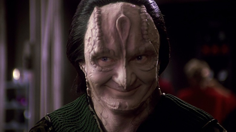 Garak sorri para Star Trek: Deep Area