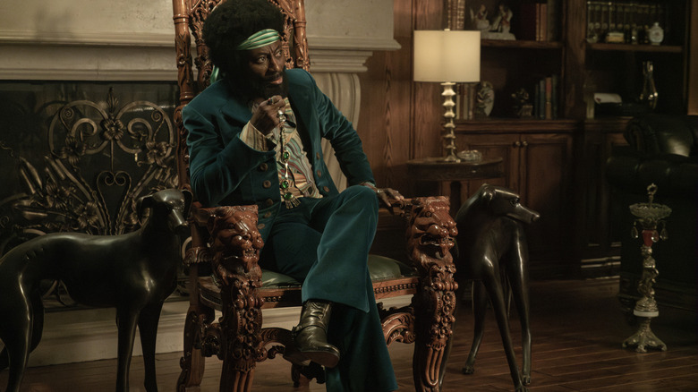 A 3D photo of Dr. M'Benga in the 1970s on Star Trek clothes: strange new worlds