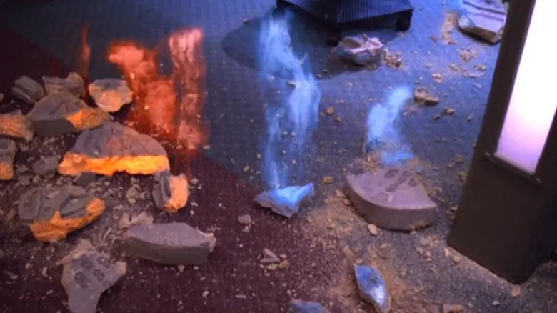 Pah Wraiths e Profetas, sem corporazes vazando de pedras quebradas em Star Trek: Deep Space Nine