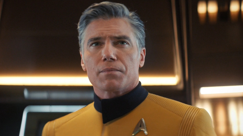 Strange New Worlds Captain Pike Anson Mount