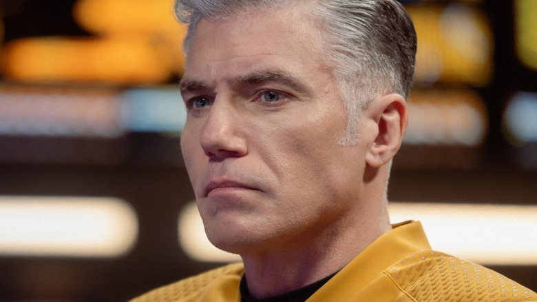 Star Trek: Strange New Worlds - Captain Pike steeling himself