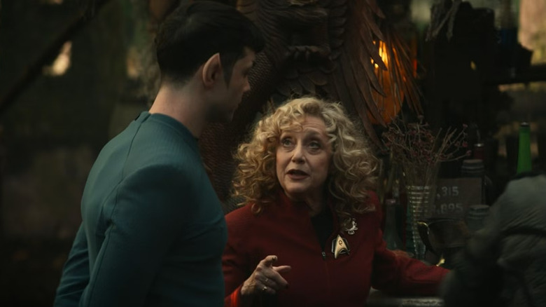 Pelia talking to Spock on Star Trek: Strange New Worlds