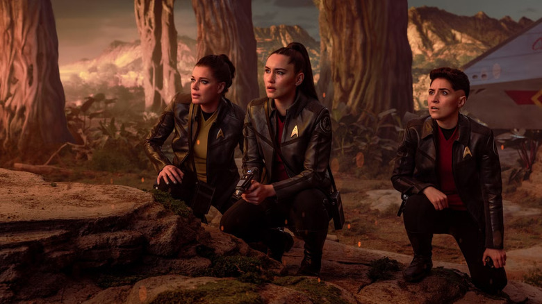 Star Trek: Strange New Worlds - Una, La'an, and Ortegas on away mission kneeling
