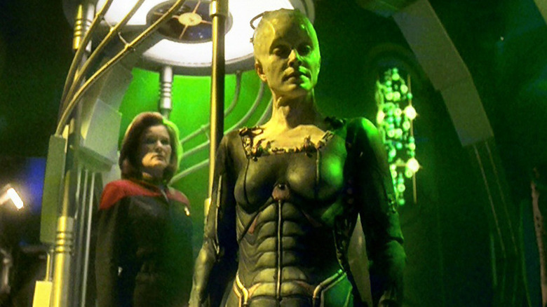 Captain Janeway talking to the Borg Queen on Star Trek: Voyager