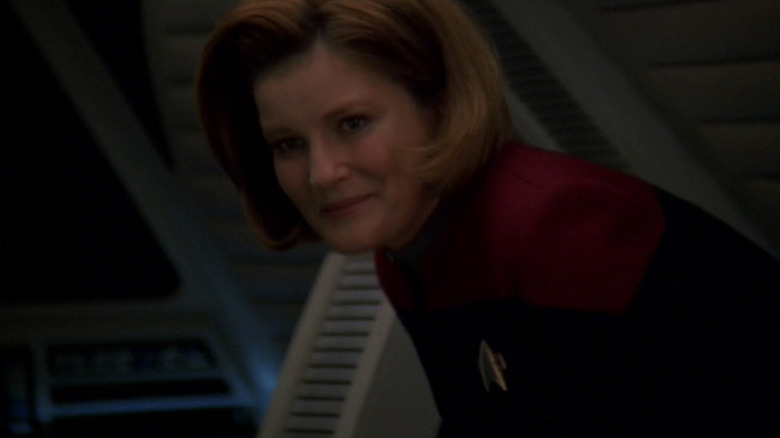 Janeway, smiling, in the final episode of Star Trek: Voyager.