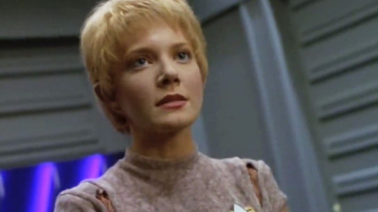 Kes from Star Trek: Voyager looking at someone off camera